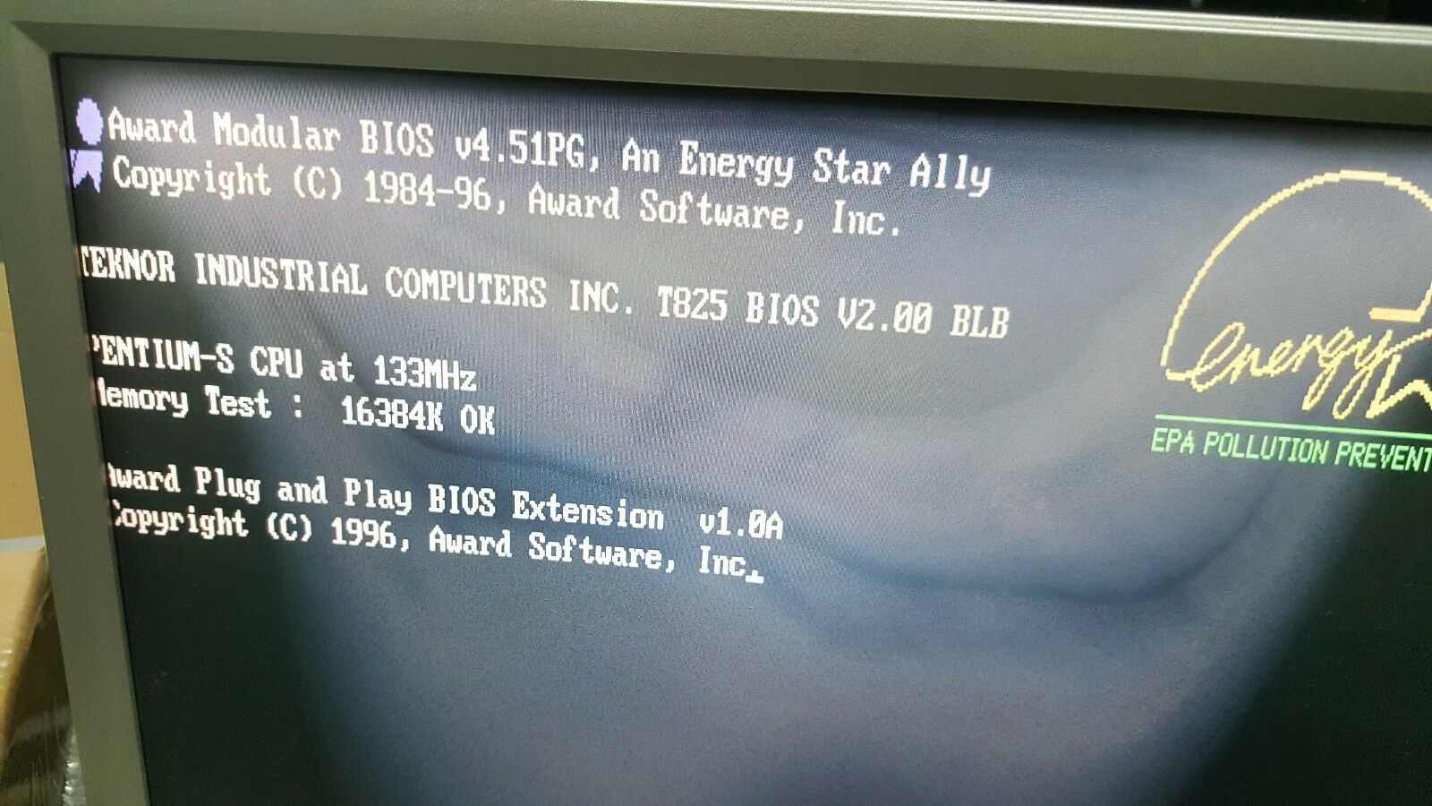 Teknor Industrial computer T825 V2.00 BLB 1825/133 S30122Q7227X11