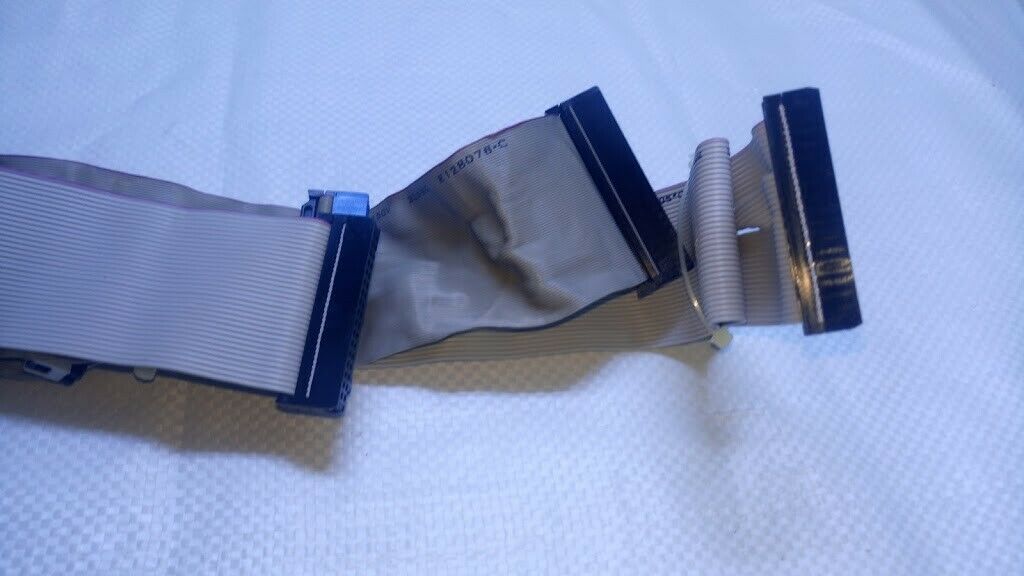 40pin IDE ultra ATA hard drive cable twisted floppy drive cable FDD and